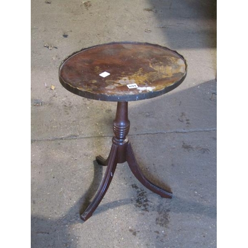 694 - TRIPOD TABLE