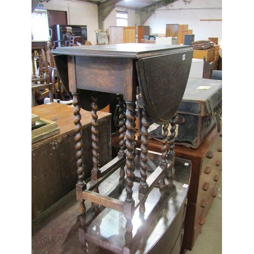 776 - 1930s OAK GATELEG TABLE