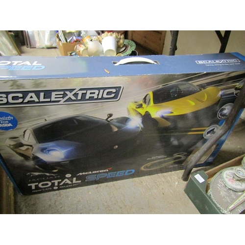 373 - SCALEXTRIC SET