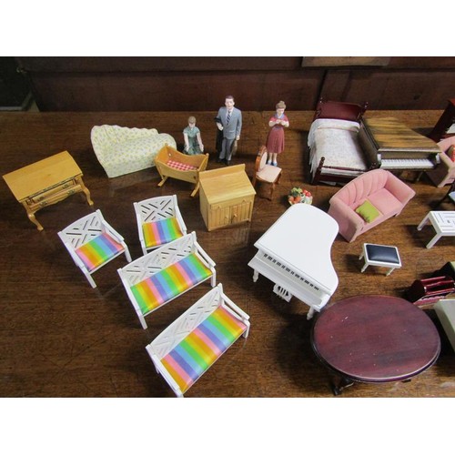 1335 - A contemporary dolls house being the Kaleidoscope House, being a trade mark of Bozart Toys Incorpora... 