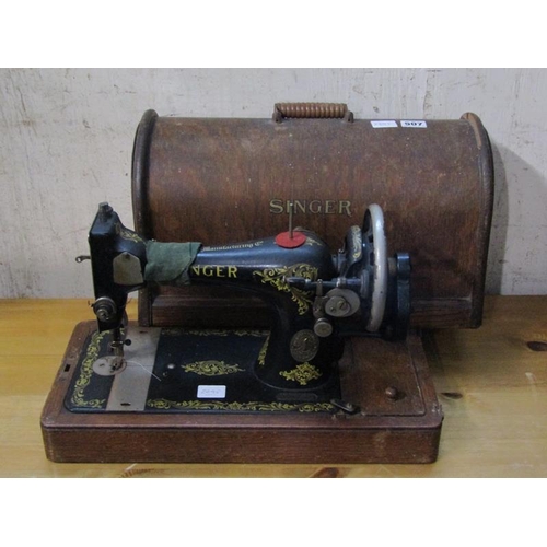 507 - VINTAGE SINGER SEWING MACHINE