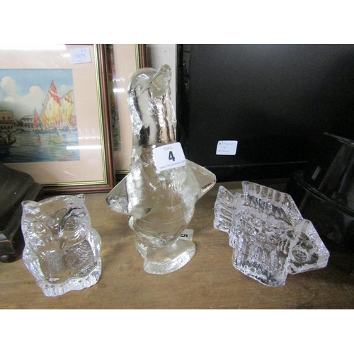 4 - THREE SCANDINAVIAN PUKEBERG GLASS ORNAMENTAL PAPERWEIGHTS; LARGE PENGUIN