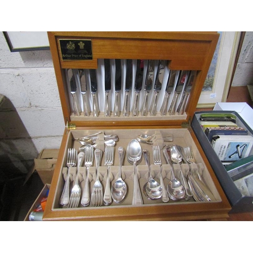 CANTEEN OF ARTHUR PRICE CUTLERY