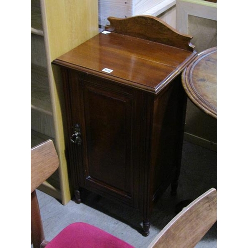 638 - VICTORIAN BEDSIDE CUPBOARD