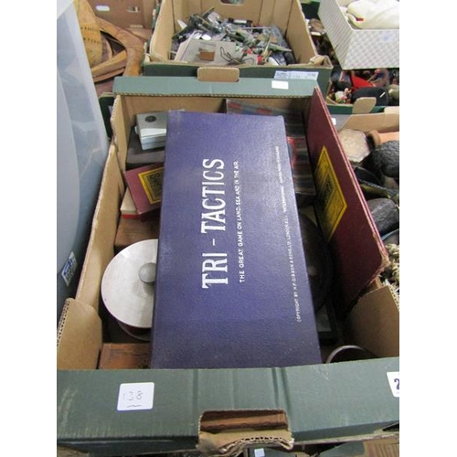 222 - BOX OF TEA AND TABLEWARES TO INC. WEDGWOOD CLEMENTINE