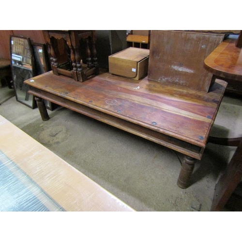 899 - RUSTIC COFFEE TABLE