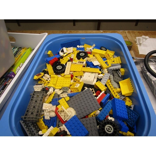 468 - TWO TUBS OF LEGO