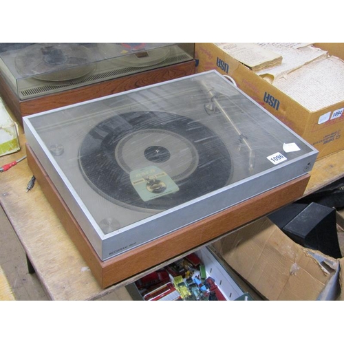 1096 - BANG & OLUFSEN TURNTABLE, 44CM W