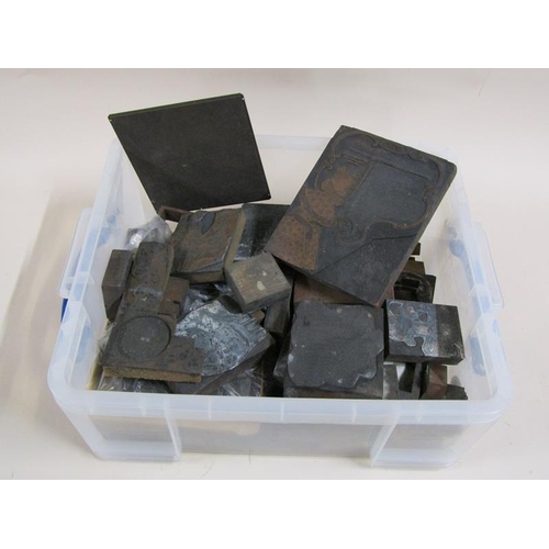 1180 - BOX OF OLD PRINTING BLOCKS