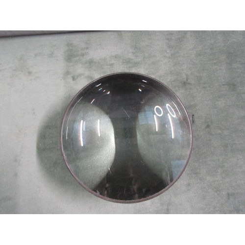 1220 - MAGNIFYING GLASS, 15CM DIAM