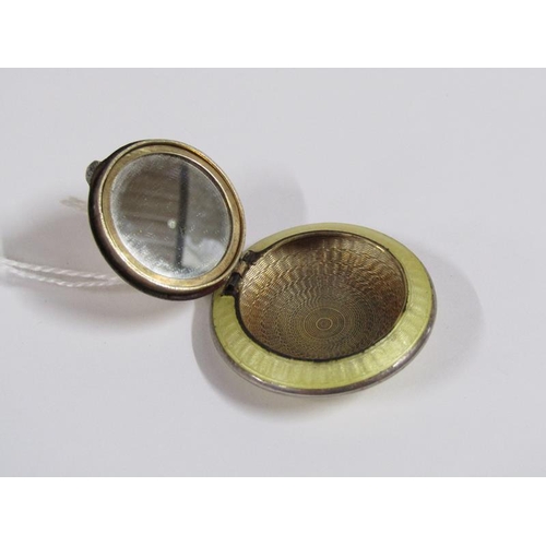 1244 - SILVER AND YELLOW ENAMEL SMALL COMPACT, THE LID WITH INTERNAL MIRROR