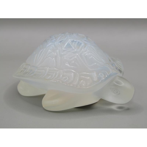 1247 - LALIQUE OPALESCENT GLASS TORTOISE, SIGNED 'LALIQUE FRANCE' ON BASE, 7.5CM L