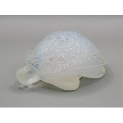 1247 - LALIQUE OPALESCENT GLASS TORTOISE, SIGNED 'LALIQUE FRANCE' ON BASE, 7.5CM L