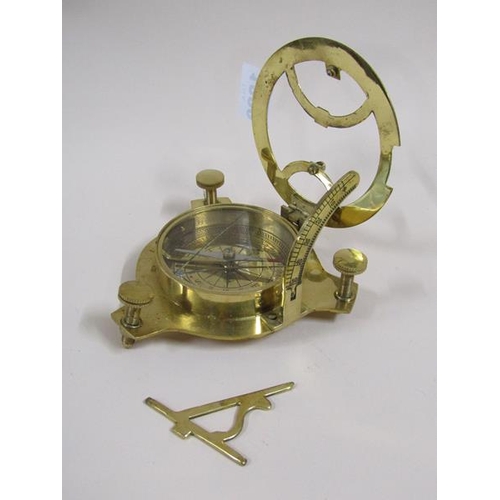 1280 - BRASS TABLE COMPASS