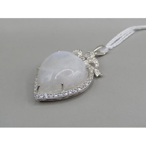 1390 - RAINBOW MOONSTONE SILVER PENDANT