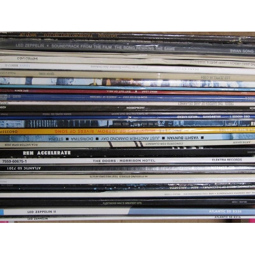 123 - BOX OF MIXED RECORDS