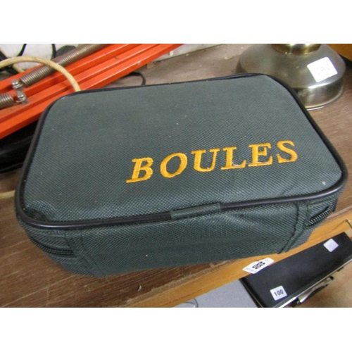 11 - SET OF FRENCH BOULES