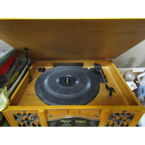 91 - RADIO RECORD PLAYER