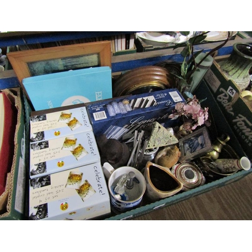 248 - BOX OF MISC TO INCL CLOCK, WIND CHIME, MIXED CERAMICS AND ORNAMENTS