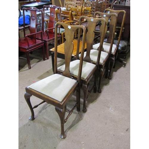 622 - FOUR QUEEN ANNE STYLE DINING CHAIRS