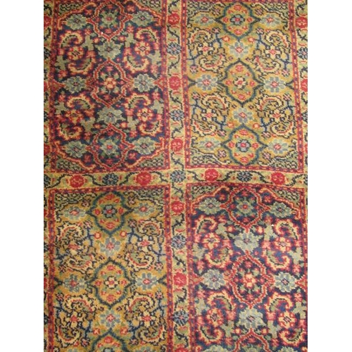 726 - RUG
L 317CM W 68CM