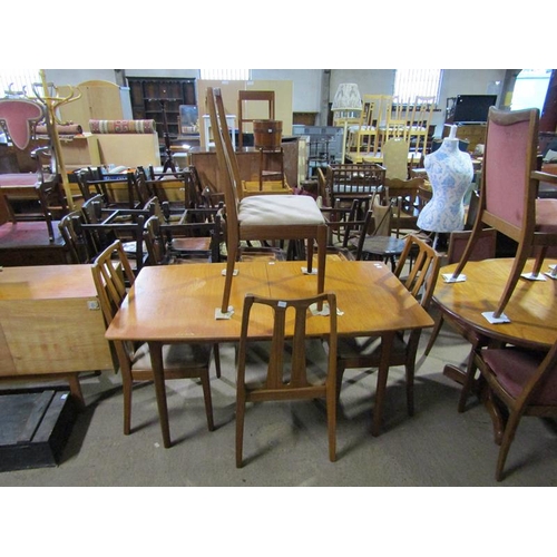 895 - TEAK DINING TABLE AND FOUR CHAIRS