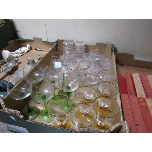 401 - BOX OF GLASSWARE AND CRYSTAL