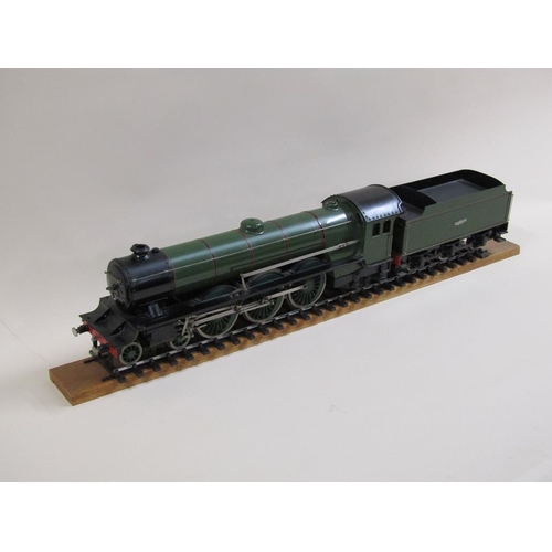 1 - A live steam scratch built 4-6-2 locomotive 2.5'' gauge, and tender, locomotive 64cm l, tender 36cm ... 