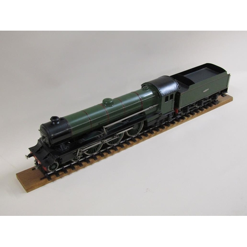 1 - A live steam scratch built 4-6-2 locomotive 2.5'' gauge, and tender, locomotive 64cm l, tender 36cm ... 