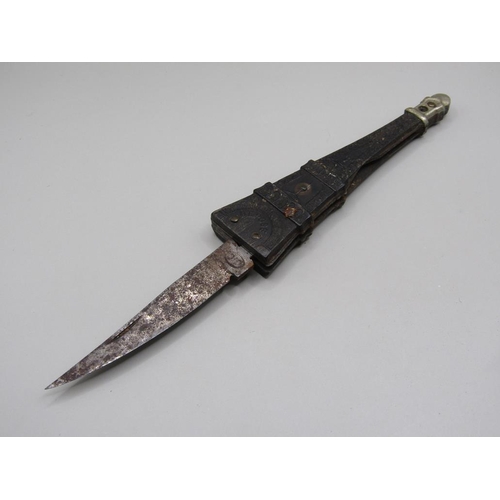 43 - A late 19c/early 20c French Eiffel Tower pocket knife with a folding bakelite and steel blade, the m... 