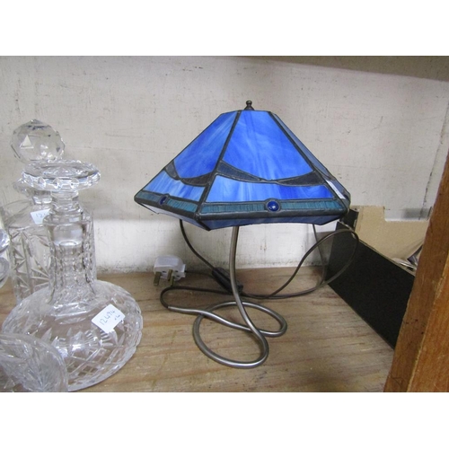 93 - TIFFANY STYLE LAMP