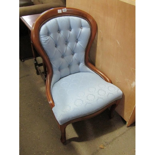 725 - BUTTON BACK LOW CHAIR