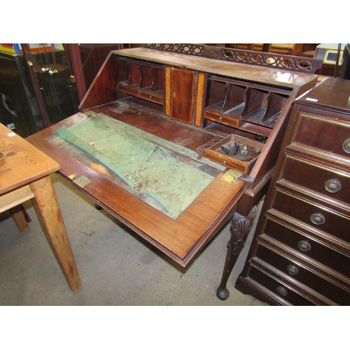 822 - MAHOGANY BUREAU