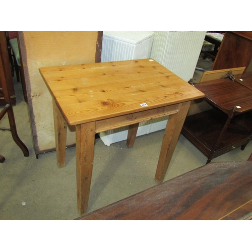 844 - PINE TABLE