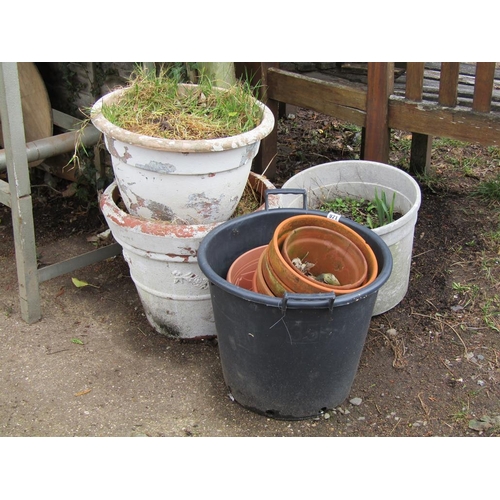 971 - QTY OF GARDEN POTS