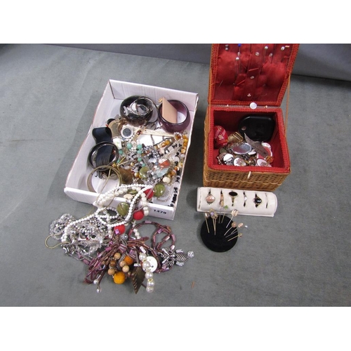 1479 - BOX AND BASKET OF MISC COSTUME JEWELLERY