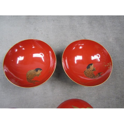 1306 - PAIR OF ORIENTAL LACQUERED GILT DECORATED BOWL ON STANDS - KOI CARP & BIRDS, BOWLS 13CM DIAM