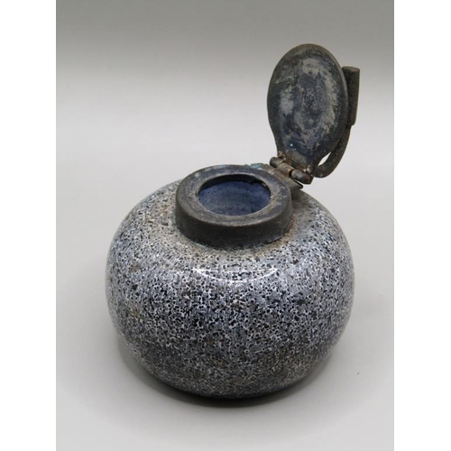 1328 - CURLING STONE INKWELL, 6.5CM DIAM