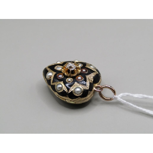 1360 - GOLD BLACK ENAMEL PEARL AND DIAMOND SET HEART SHAPED MEMORIAM PENDANT