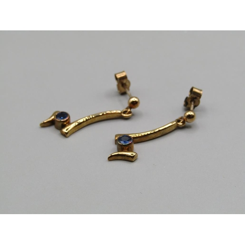 1408 - PAIR OF 9CT GOLD EARRINGS