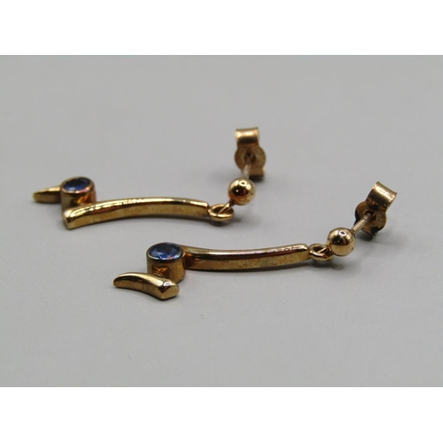 1408 - PAIR OF 9CT GOLD EARRINGS