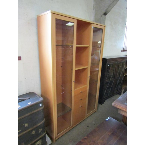 709 - WALL UNIT