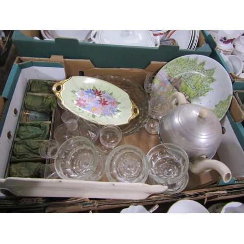 236 - BOX TO INCL MIXED GLASSWARE, CERAMICS AND TEAPOT