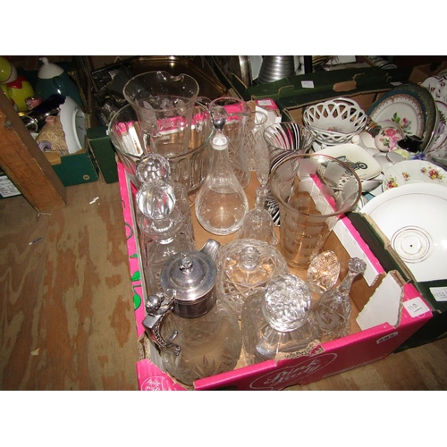 287 - BOX OF CRYTSAL GLASSWARE - DECANTERS, CLARET JUG ETC