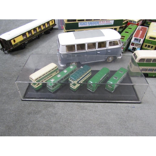 1212 - COLLECTION OF DIECAST AND OO GAUGE MODELS