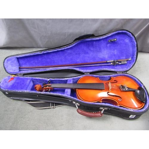 1284 - CASED VIOLIN