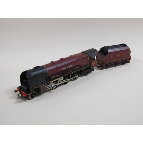 1526 - TWO WRENN MODEL RAILWAY LOCOMOTIVES 280 FREIGHT BR TOGETHER WITH 280 FREIGHT LMS