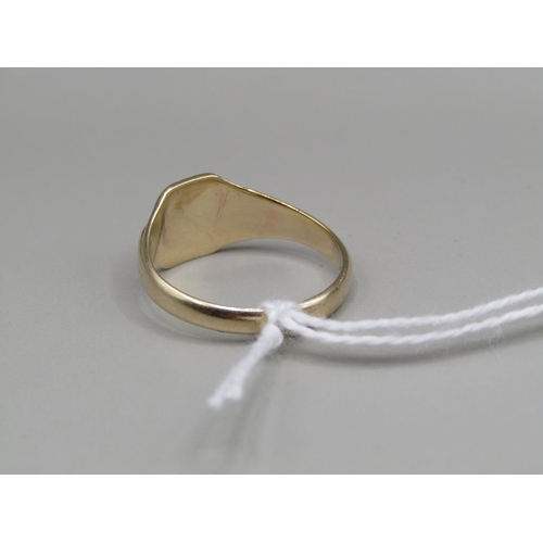 1560 - 9ct GOLD SIGNET RING - SIZE N, 2.3g