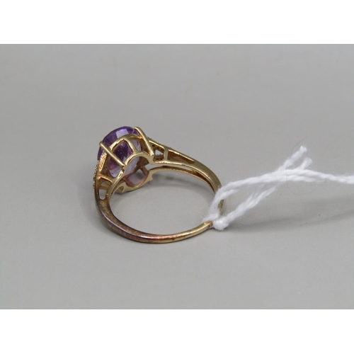 1563 - 10ct GOLD DIAMOND AND AMETHYST SET RING