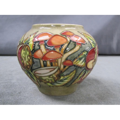 1776 - MOORCROFT LIMITED EDITION VASE, C.2000, 11CM H